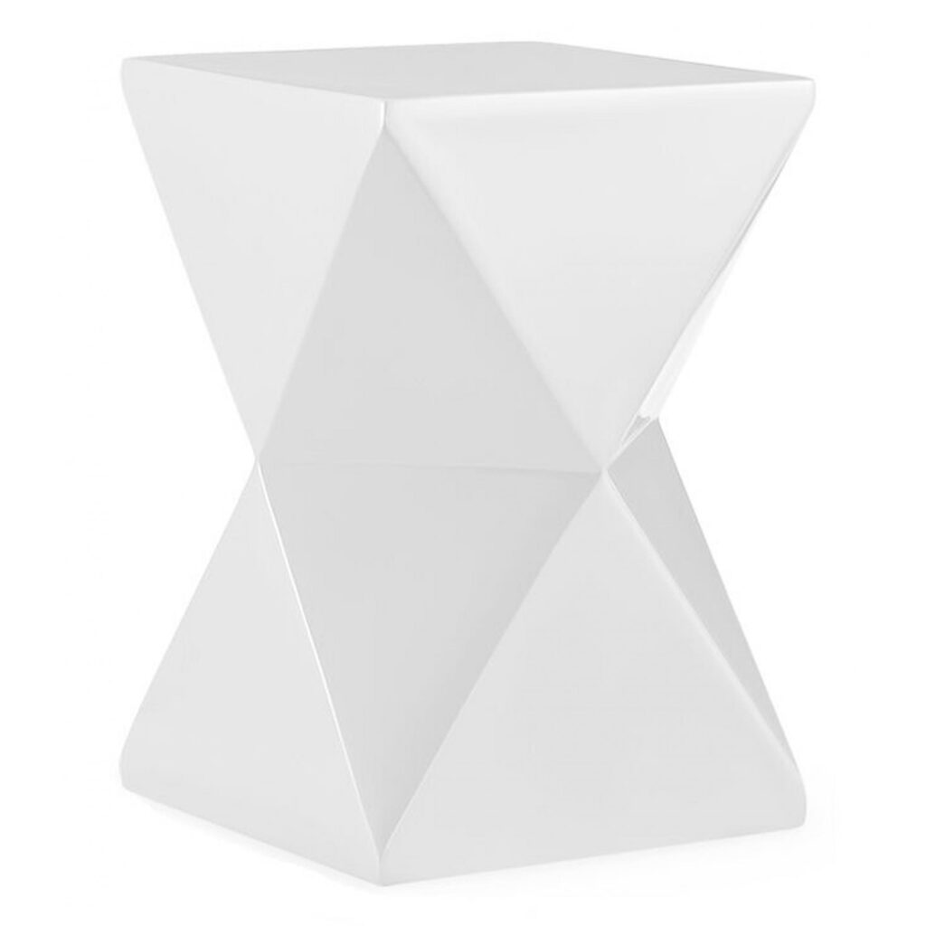 Nomad White_s9howzvr.jpg